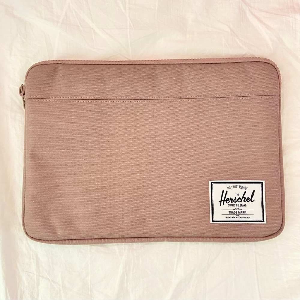 Herschel laptop sleeve